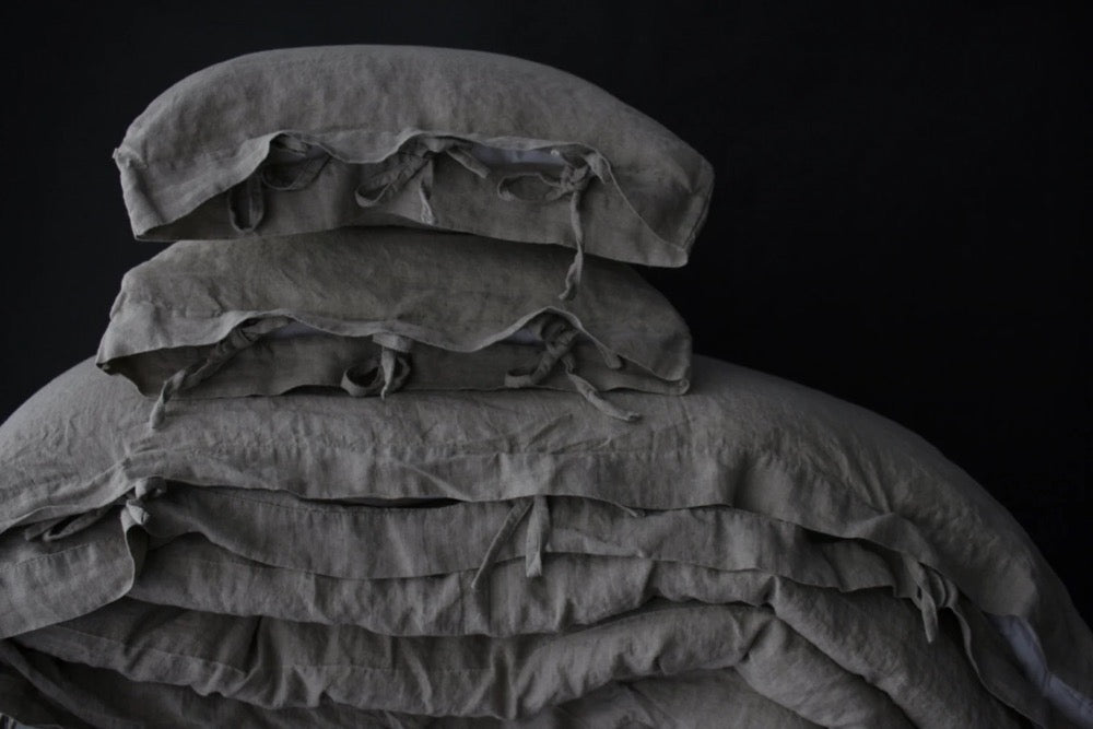 LINEN DUVET COVER set of duvet cover and pillowcases with ties. Pure French linen bedding set